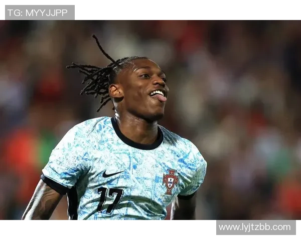 足球世界杯球星排名分析与预测揭示足球巨星的竞技状态与未来潜力